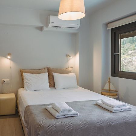 Amelia Luxury Suite Nikiana Exteriör bild