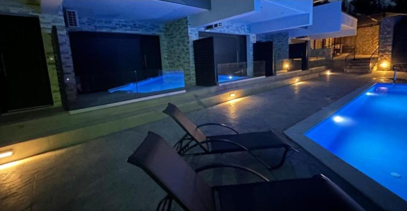 Amelia Luxury Suite Nikiana Exteriör bild